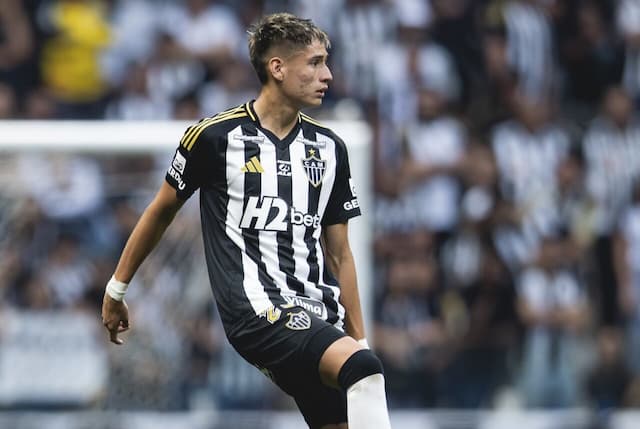 Zagueiro do Atlético-MG passa por cirurgia na mão direita Zagueiro do Atlético-MG passa por cirurgia na mão direita