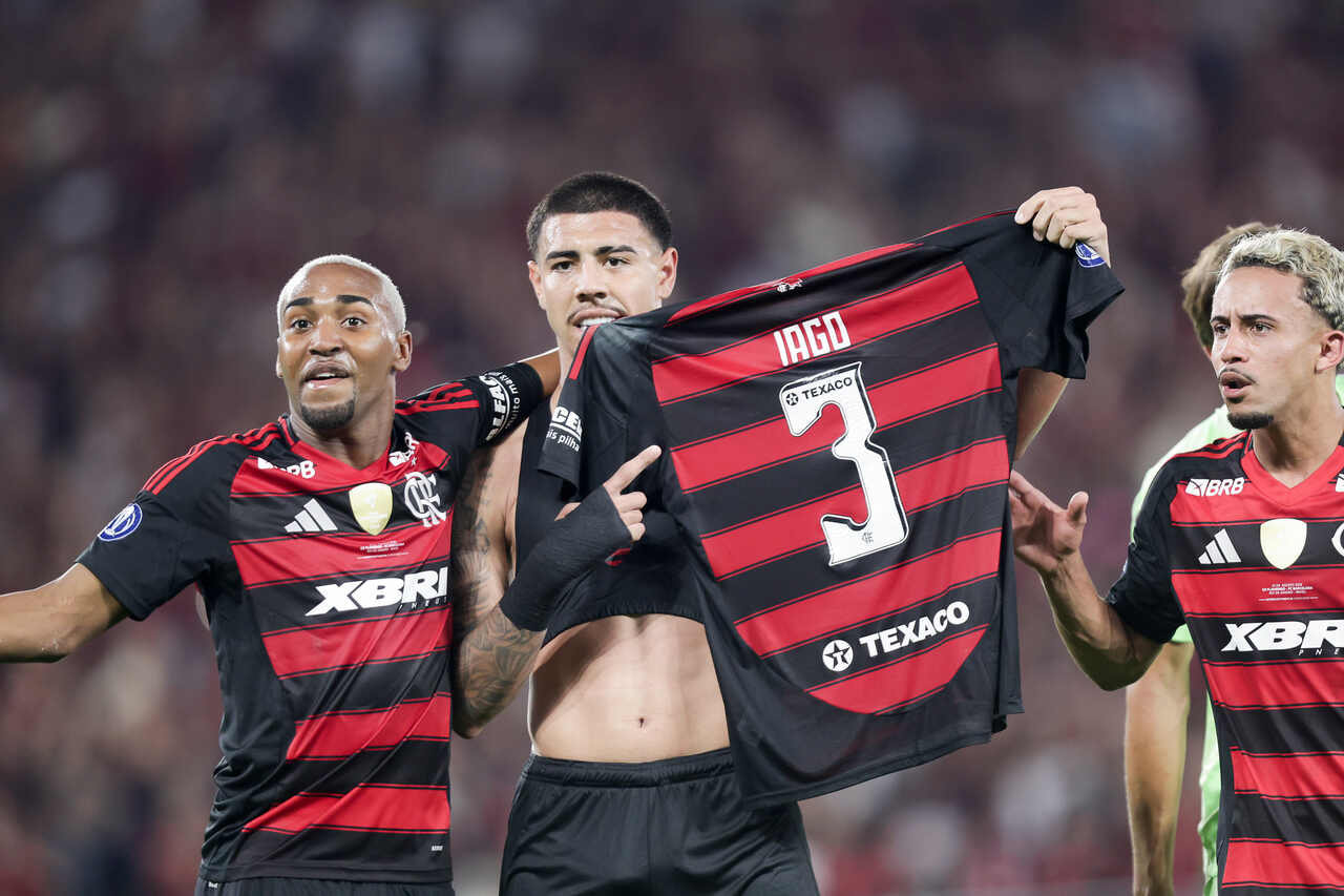 Imagem da noticia Flamengo vence o Barcelona nos pênaltis e conquista o bi do Intercontinental Sub-20