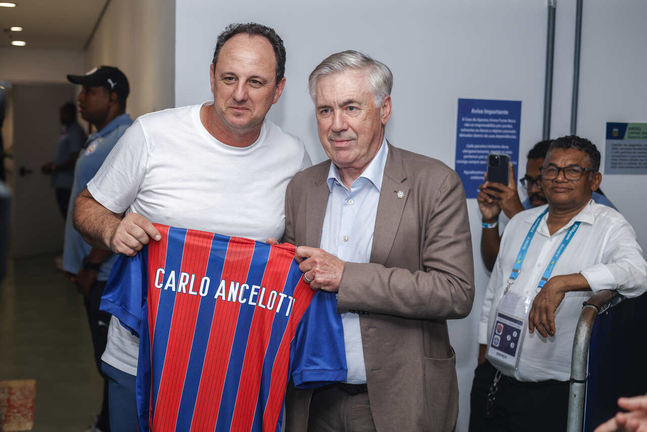 Imagem da noticia Ancelotti marca presença em Bahia x Santos na Arena Fonte Nova