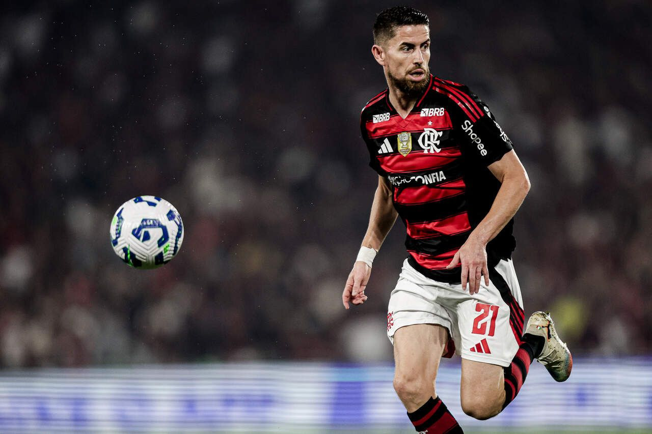 Imagem da noticia Jorginho vive expectativa para voltar ao Flamengo em jogo decisivo: "Impor o nosso futebol"