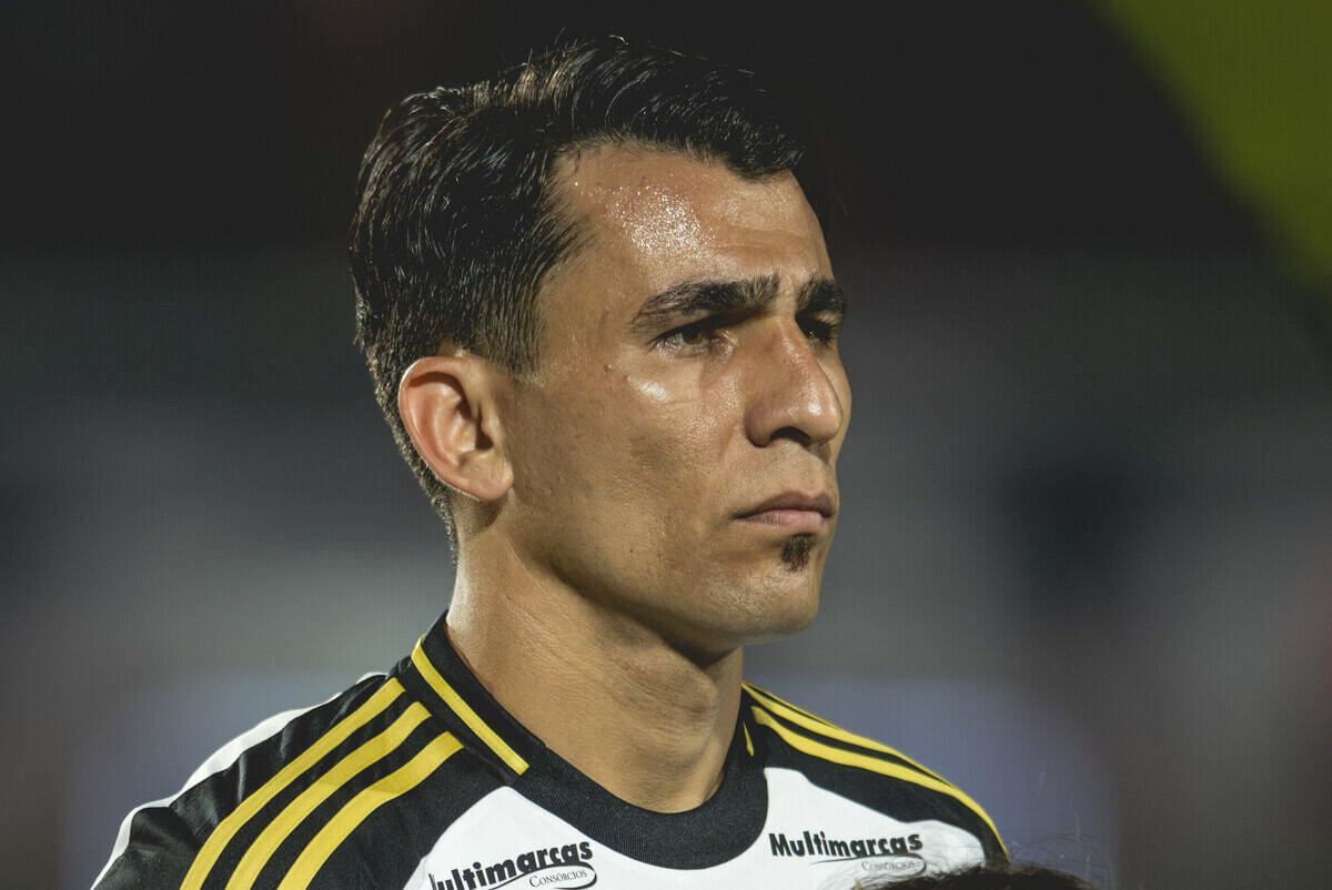 Imagem da noticia Junior Alonso exalta final "em casa" pelo Atlético: "Passei bons momentos"