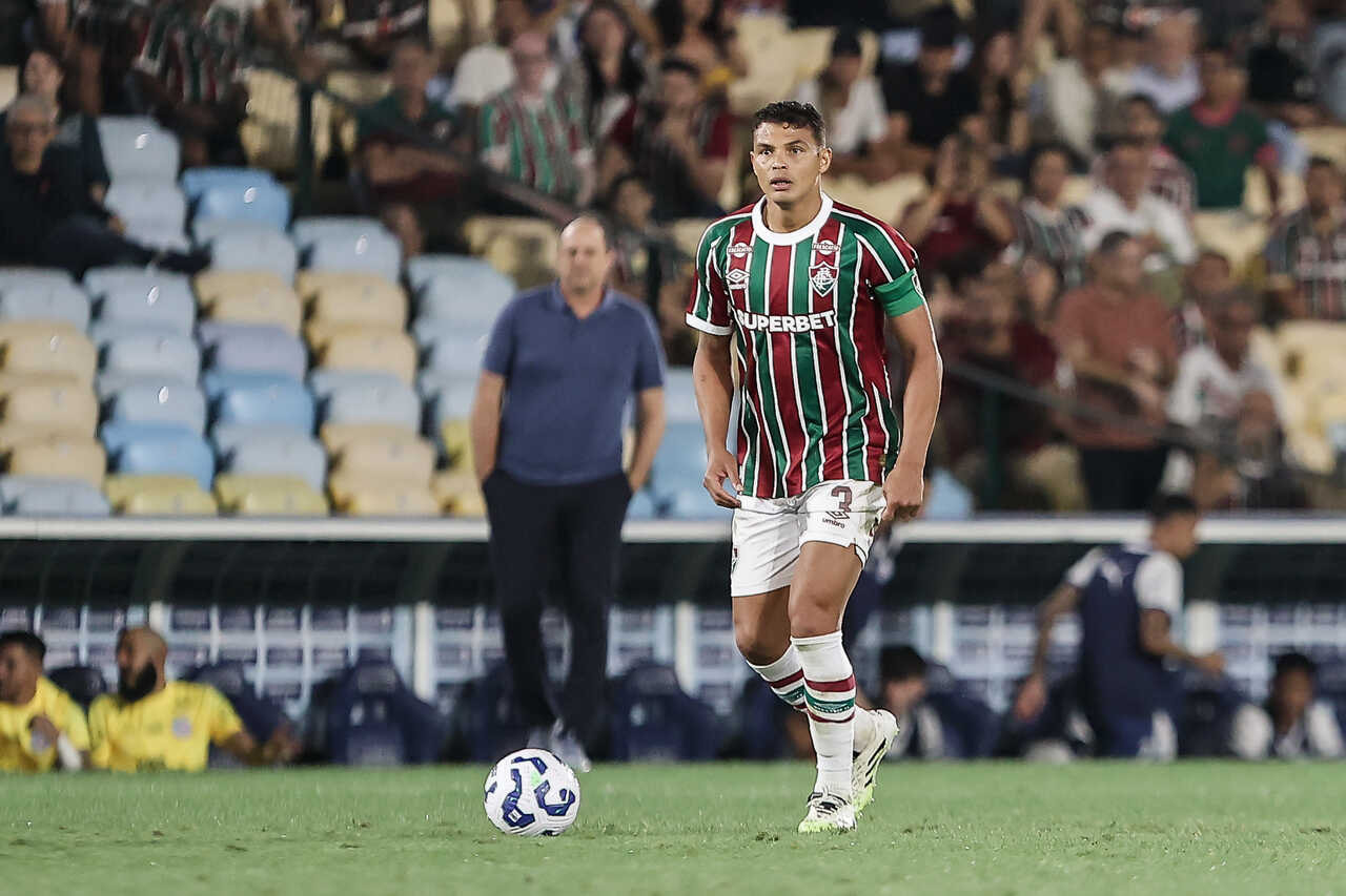Imagem da noticia Thiago Silva ressalta que "não fechou as portas" para Seleção