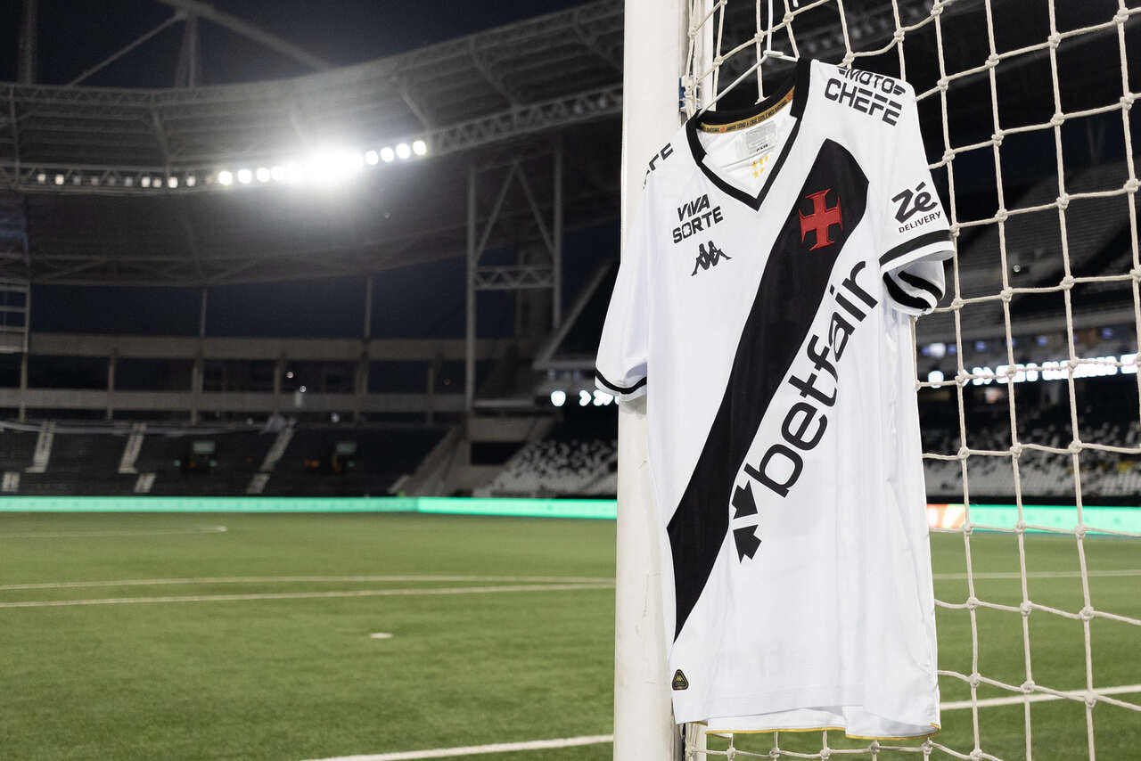 Imagem da noticia Vasco encaminha acerto com Botafogo para jogar no Nilton Santos em 2026
