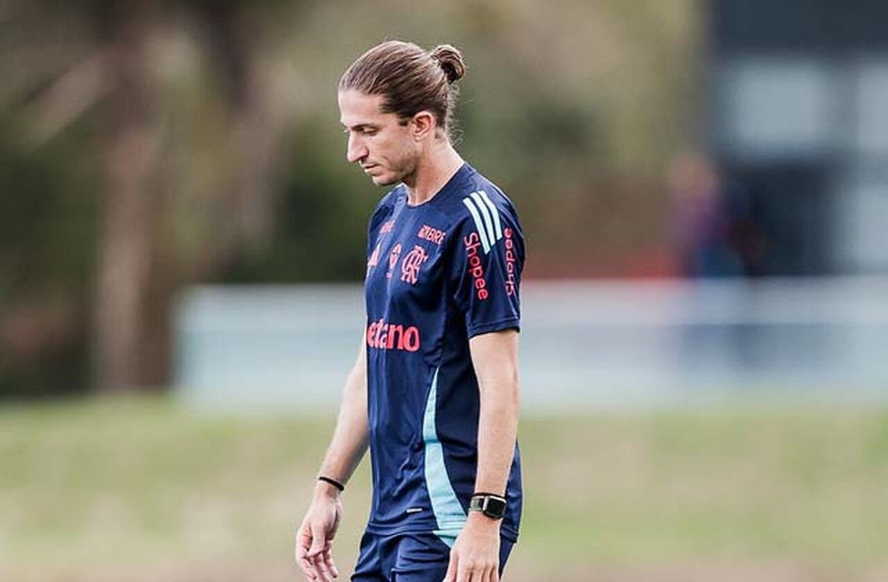 Imagem da noticia Filipe Luís segue com dúvidas para escalar o Flamengo na Libertadores