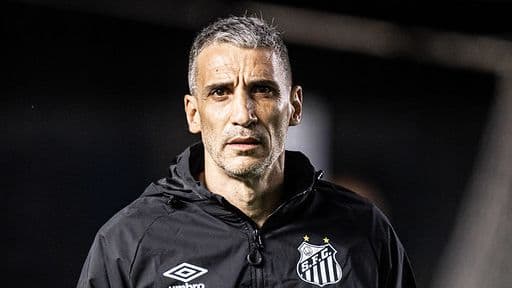 Com Vojvoda, Santos tem apenas duas vitórias em 11 jogos no Brasileirão Com Vojvoda, Santos tem apenas duas vitórias em 11 jogos no Brasileirão