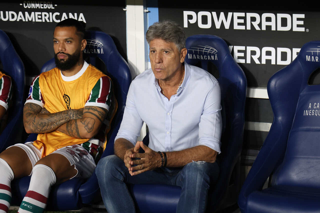 Imagem da noticia Presidente do Fluminense diz que Renato Gaúcho deve multa ao clube