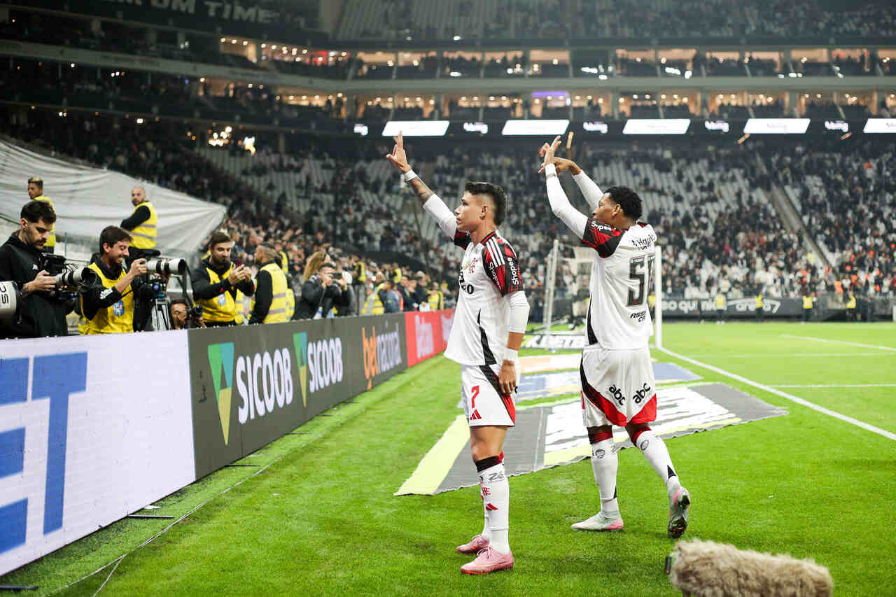 Imagem da noticia Flamengo amplia freguesia recente sobre o Corinthians