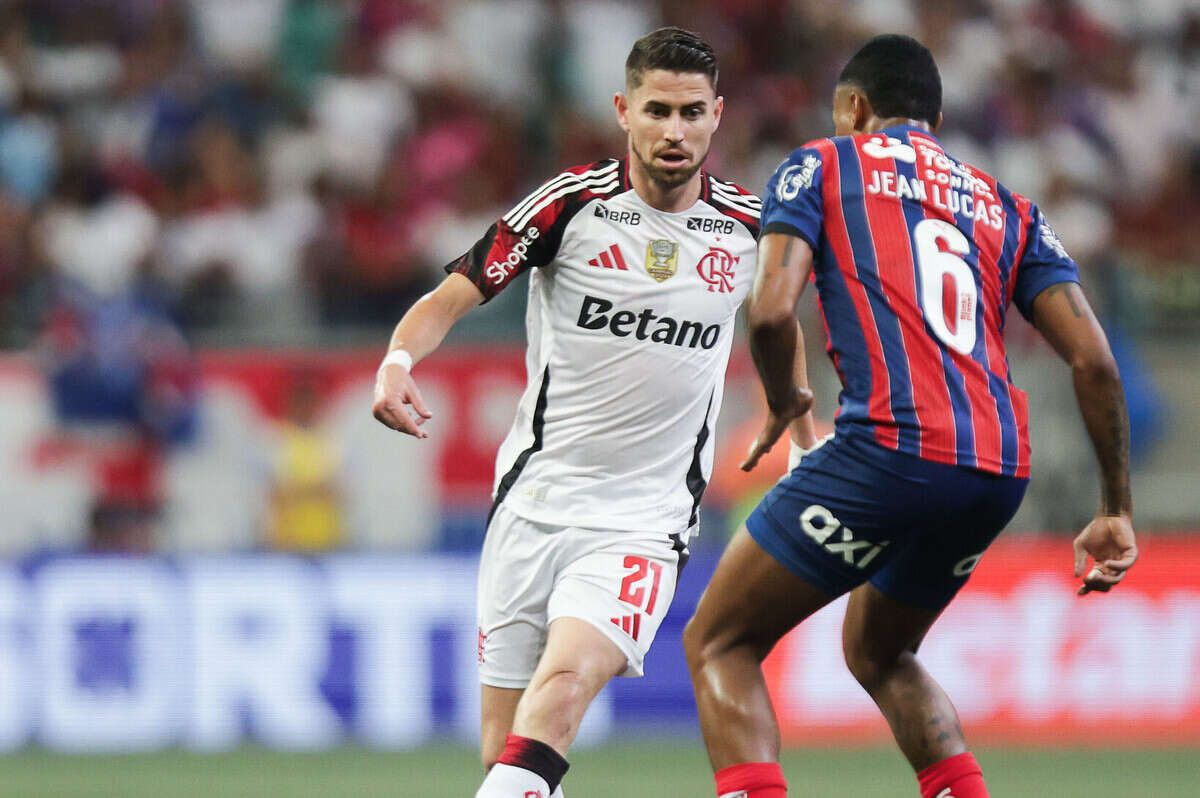 Imagem da noticia Jorginho prega união após revés do Flamengo: "Temos que manter a calma"