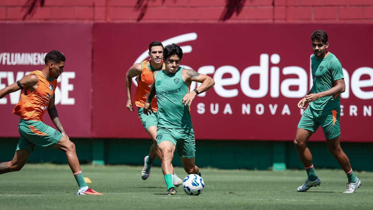 Imagem da noticia Cano treina e pode ser reforço do Fluminense contra o Mirassol
