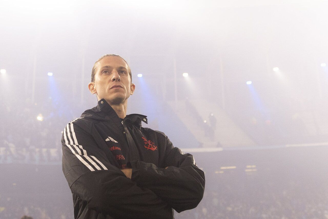 Imagem da noticia Filipe Luís pode igualar feito de Renato Gaúcho na Libertadores