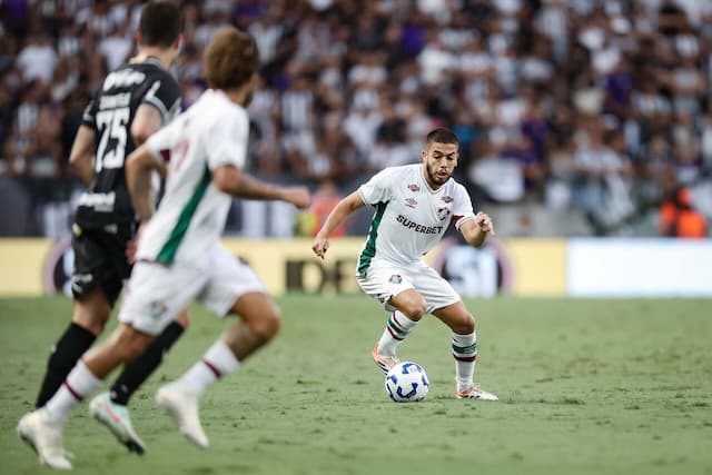 Nonato lamenta atuação ruim do Fluminense: "Pedir desculpa ao torcedor" Nonato lamenta atuação ruim do Fluminense: "Pedir desculpa ao torcedor"