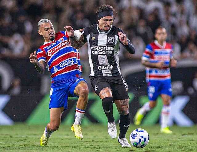 Ceará busca empate heroico contra o Fortaleza no Clássico-Rei Ceará busca empate heroico contra o Fortaleza no Clássico-Rei