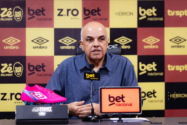 Presidente do Sport anuncia saída do cargo no fim de dezembro Presidente do Sport anuncia saída do cargo no fim de dezembro