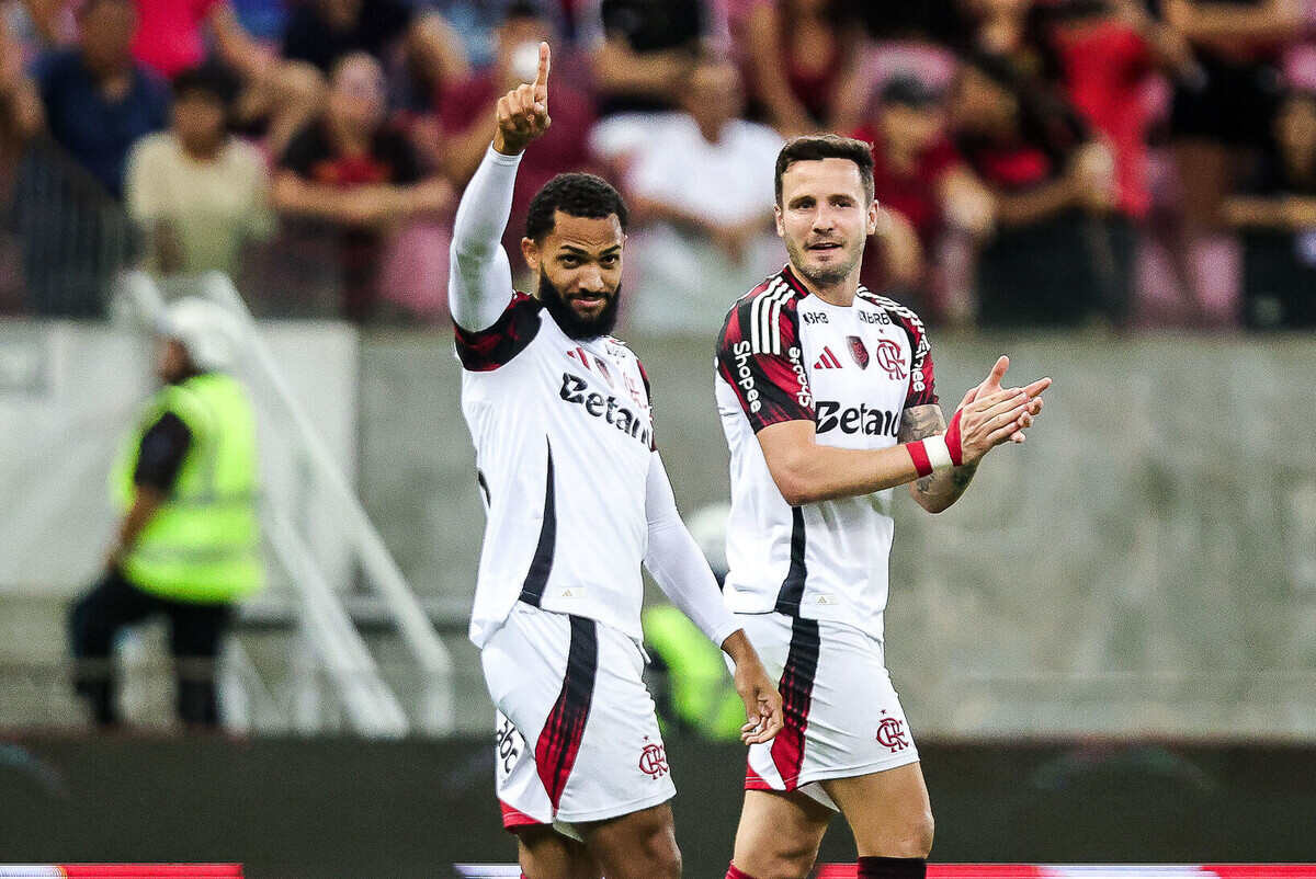 Imagem da noticia Flamengo dispara em chance de título do Brasileirão