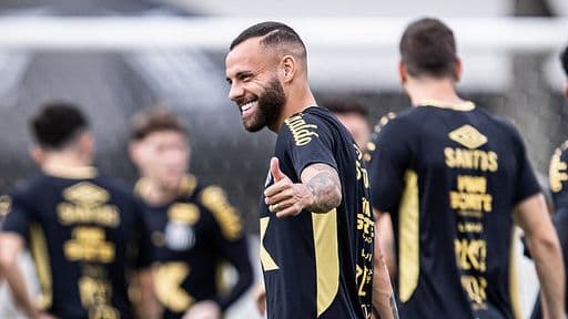 Neymar e mais quatro titulares ficam na academia, mas não preocupam o Santos Neymar e mais quatro titulares ficam na academia, mas não preocupam o Santos