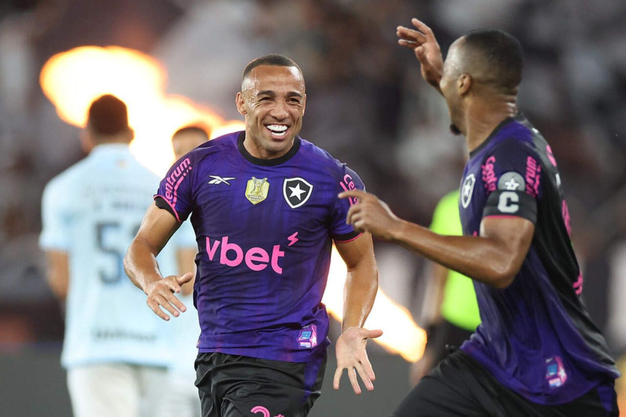 Imagem da noticia Botafogo vence o Grêmio e se consolida no G5 do Brasileirão