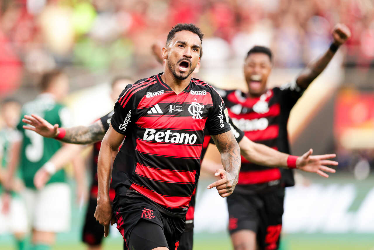 Imagem da noticia Flamengo é o primeiro brasileiro tetracampeão da Libertadores