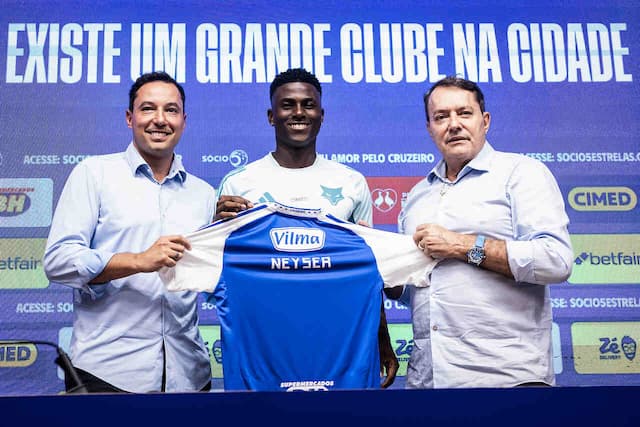 Néiser Villarreal é apresentado e explica escolha pelo Cruzeiro: "Gostei do projeto" Néiser Villarreal é apresentado e explica escolha pelo Cruzeiro: "Gostei do projeto"