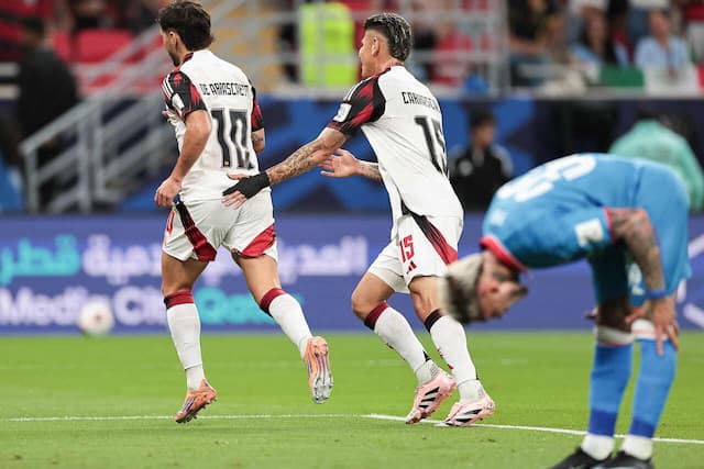 Flamengo bate o Cruz Azul e avança na Intercontinental Flamengo bate o Cruz Azul e avança na Intercontinental