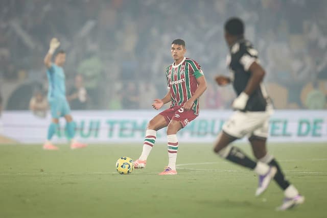 Thiago Silva critica postura do Fluminense: "Paramos de jogar" Thiago Silva critica postura do Fluminense: "Paramos de jogar"