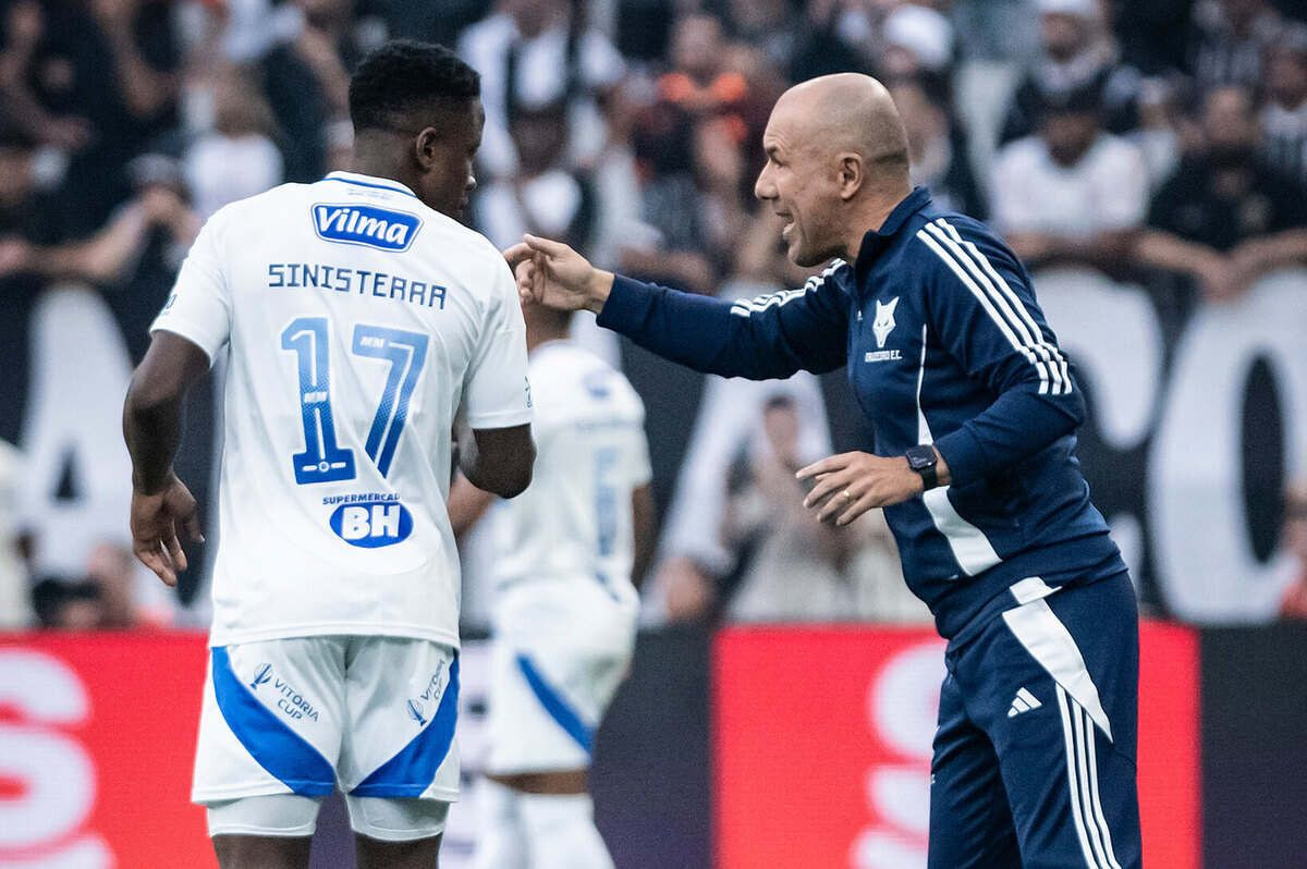 Imagem da noticia Leonardo Jardim desconversa sobre o seu futuro no Cruzeiro