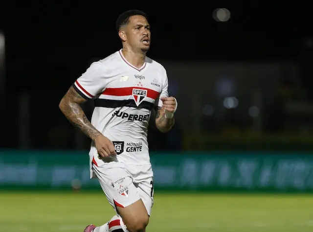 Luciano desabafa após derrota do São Paulo e manda recado à torcida Luciano desabafa após derrota do São Paulo e manda recado à torcida