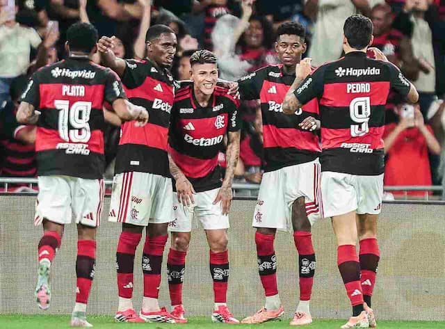 Flamengo aparece entre os 30 clubes mais ricos do mundo Flamengo aparece entre os 30 clubes mais ricos do mundo
