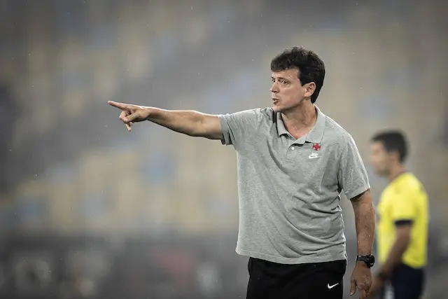 Vasco reencontra Fernando Diniz no comando de rival carrasco; entenda Vasco reencontra Fernando Diniz no comando de rival carrasco; entenda