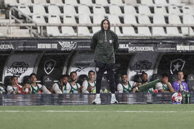 Zubeldia aponta volante do Fluminense como futuro selecionável Zubeldia aponta volante do Fluminense como futuro selecionável