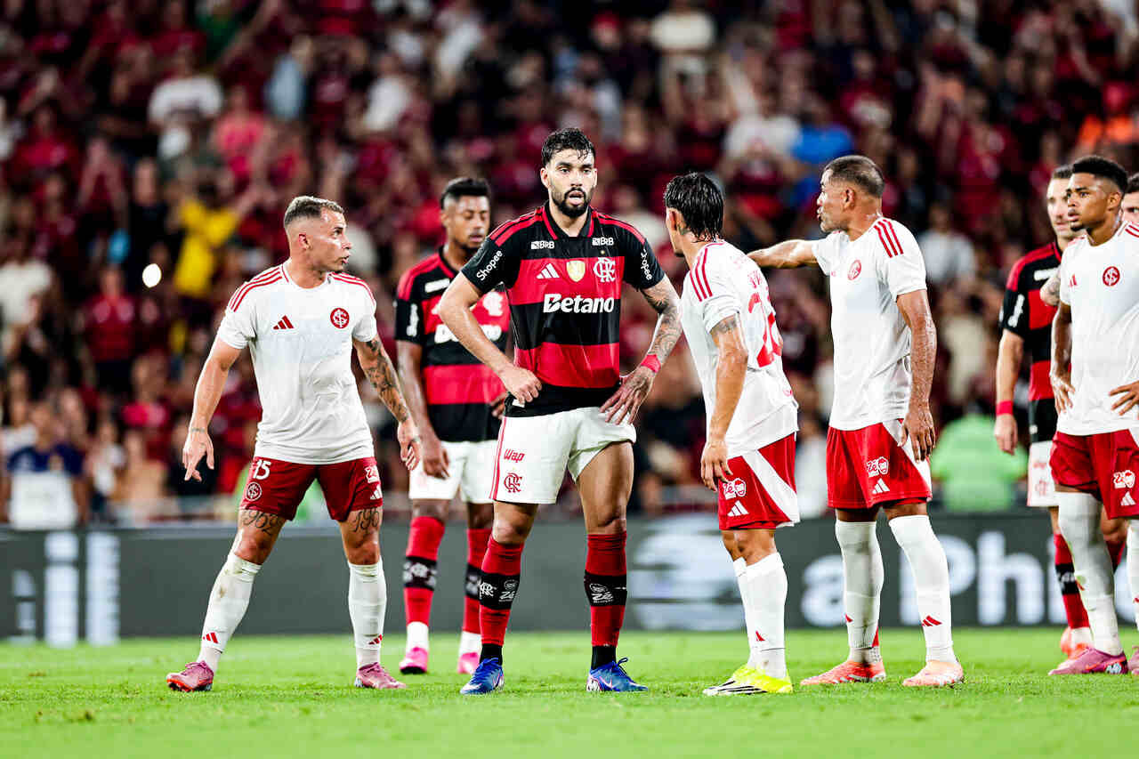 Imagem da noticia Flamengo aumenta jejum e tem segundo pior início de temporada no século
