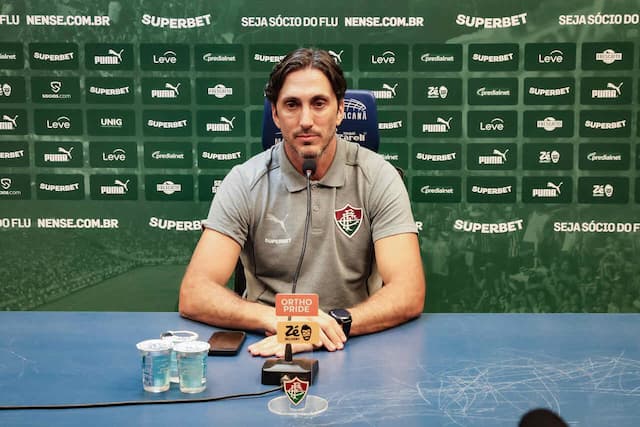 Zubeldía valoriza Castillo como titular do Fluminense e detalha critério para substituições Zubeldía valoriza Castillo como titular do Fluminense e detalha critério para substituições