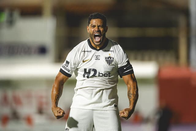 Com hat-trick de Hulk, Atlético goleia Itabirito por 7 a 2 Com hat-trick de Hulk, Atlético goleia Itabirito por 7 a 2