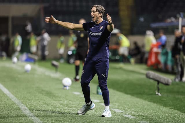 Zubeldía elogia jogo do Fluminense em derrota para o Palmeiras: "Fomos superiores" Zubeldía elogia jogo do Fluminense em derrota para o Palmeiras: "Fomos superiores"