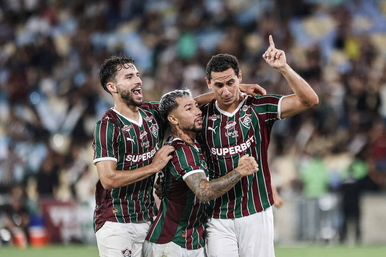 Imagem da noticia Fluminense tenta manter invencibilidade em clássicos na temporada