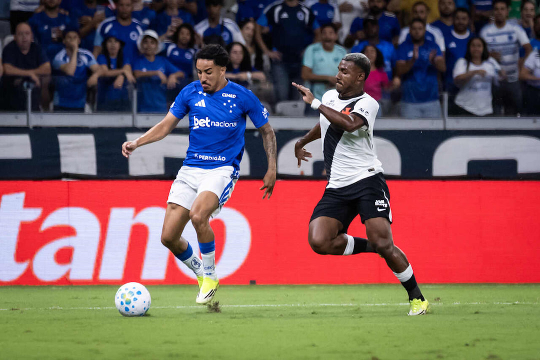 Cruzeiro e Vasco empatam em jogo de seis gols no Mineirão
