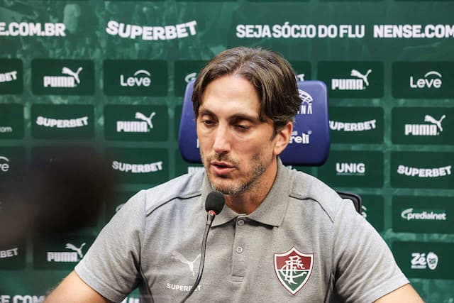 Zubeldía vê "ações pontuais" do Vasco para virar sobre o Fluminense Zubeldía vê "ações pontuais" do Vasco para virar sobre o Fluminense