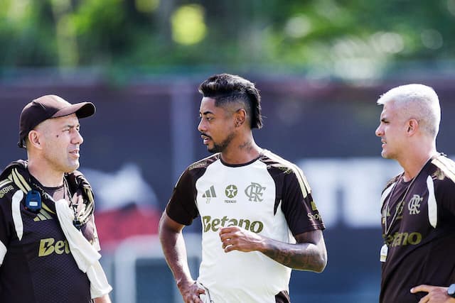 Bruno Henrique pode reforçar o Flamengo contra o Bragantino Bruno Henrique pode reforçar o Flamengo contra o Bragantino