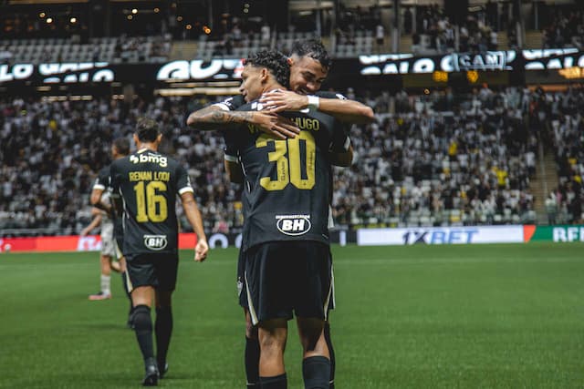 Atlético-MG vence Athletico e sobe na tabela do Brasileirão Atlético-MG vence Athletico e sobe na tabela do Brasileirão