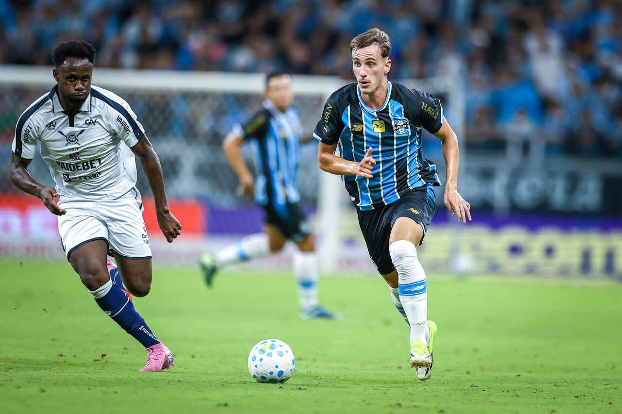 Imagem da noticia Castro vê empate do Grêmio com o Remo difícil de digerir