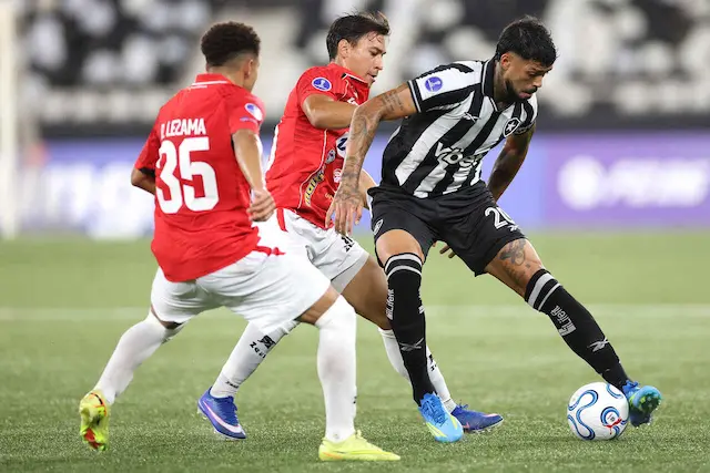 Na estreia de Franclim Carvalho, Botafogo empata com Caracas pela Sul-Americana Na estreia de Franclim Carvalho, Botafogo empata com Caracas pela Sul-Americana