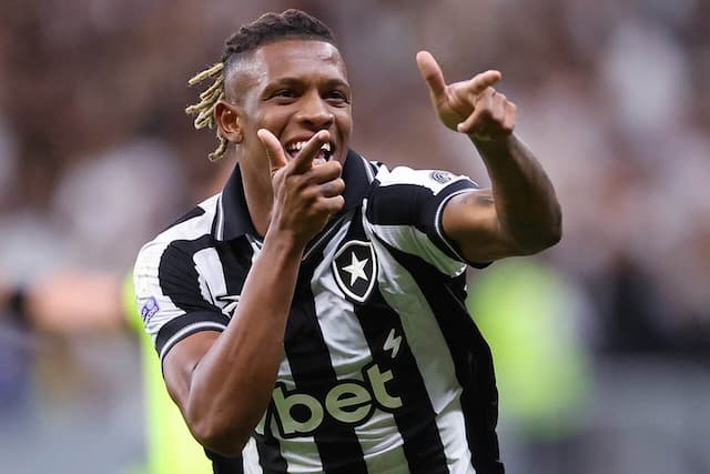 Danilo deve deixar o Botafogo após a Copa do Mundo Danilo deve deixar o Botafogo após a Copa do Mundo