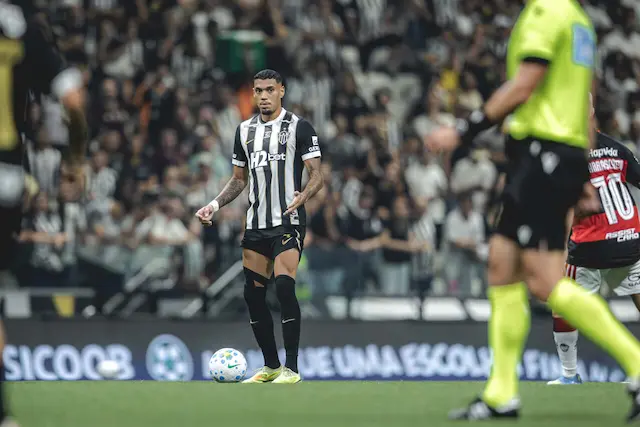 Ruan cobra reação do Atlético após sofrer goleada: "Desse jeito não dá" Ruan cobra reação do Atlético após sofrer goleada: "Desse jeito não dá"