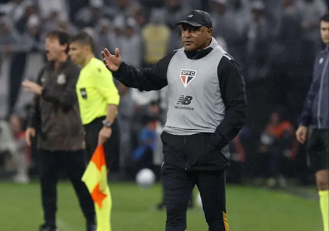 Roger aguarda avaliação e quer titulares do São Paulo na Copa do Brasil Roger aguarda avaliação e quer titulares do São Paulo na Copa do Brasil