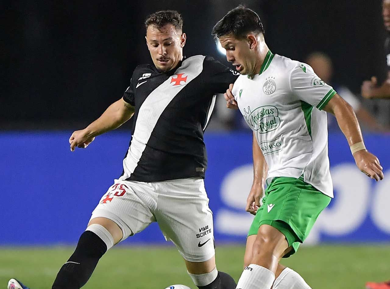 Imagem da noticia Renato, após vaias ao escalar Vasco B: "Querem bom resultado na Sula ou no Brasileiro?"