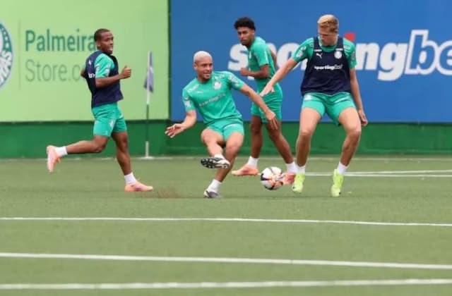 Pressionado, Palmeiras deve escalar força máxima no clássico com o São Paulo Pressionado, Palmeiras deve escalar força máxima no clássico com o São Paulo