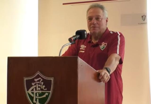 Imagem da noticia Abel Braga se desculpa após ironizar crise no Flamengo: "Sou da paz"