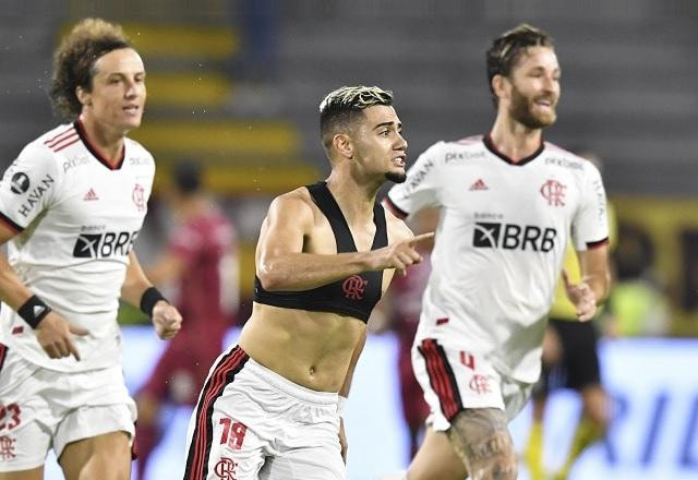 Imagem da noticia Andreas marca golaço, e Flamengo larga na frente do Tolima nas oitavas da Libertadores