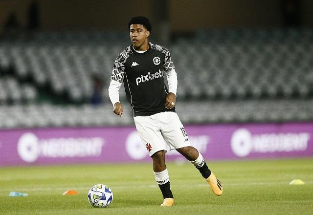 Imagem da noticia Andrey Santos se despede do Vasco: "Não saiu como esperávamos"