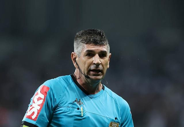 Imagem da noticia Árbitro de Atlético-MG x Palmeiras compartilha elogios: "Melhor do Brasil"