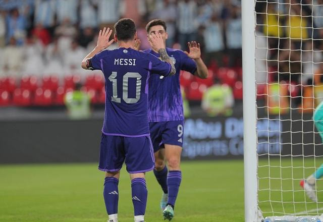 Imagem da noticia Argentina faz 5 a 0 sobre Emirados Árabes em amistoso antes da Copa do Mundo